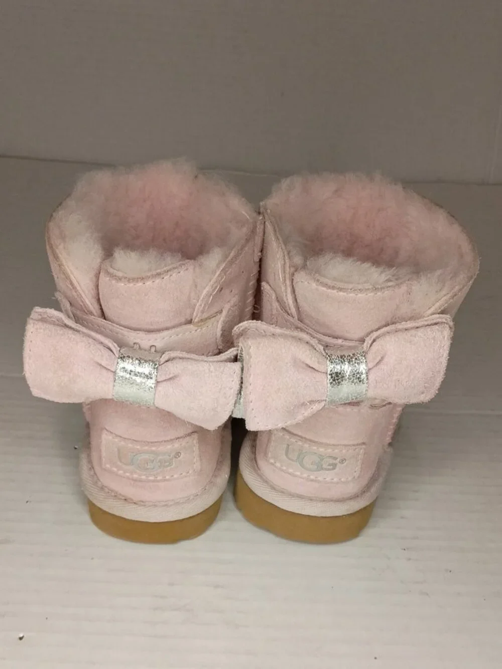 UGG Stargirl Classic Mini II Pink Star Bow Boots Toddler Size 8